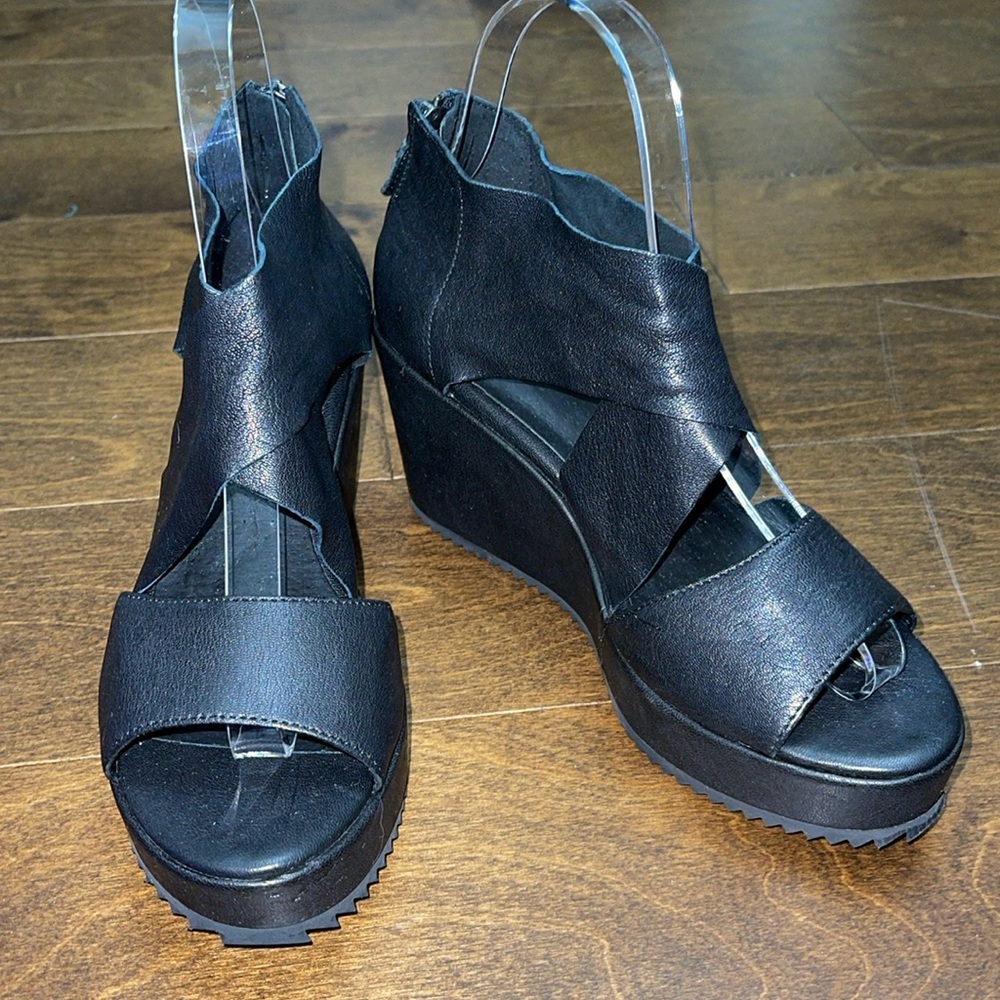 Eileen Fisher Black Leather Crisscross Wedge Sandals